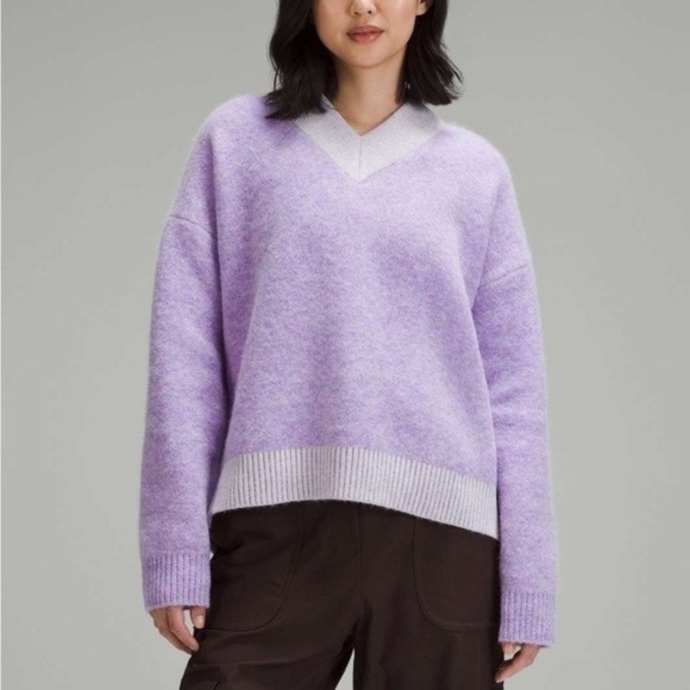 Lululemon Alpine Air V-Neck Sweater Womens XS Lilac Purple‎ Alpaca Merino Wool
